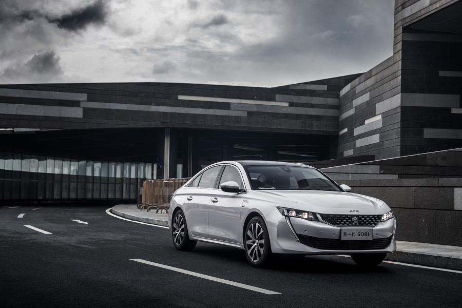  Peugeot 508L GT 2018 года  (CN) (фото 5 из 40)
